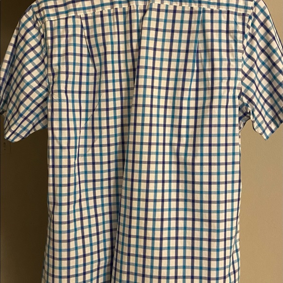Izod short sleeve button down shirt - Picture 3 of 3